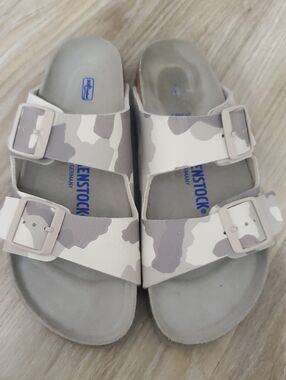Birkenstock Arizona Sandal - Beige Camo, New Without Tags.